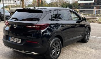 
									Opel Grandland lleno								