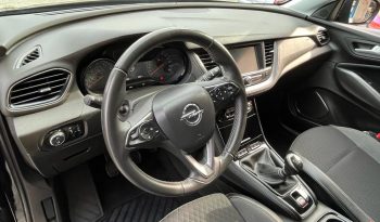 
									Opel Grandland lleno								