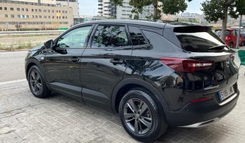 
									Opel Grandland lleno								