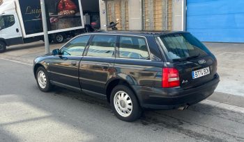 
									Audi A4 lleno								