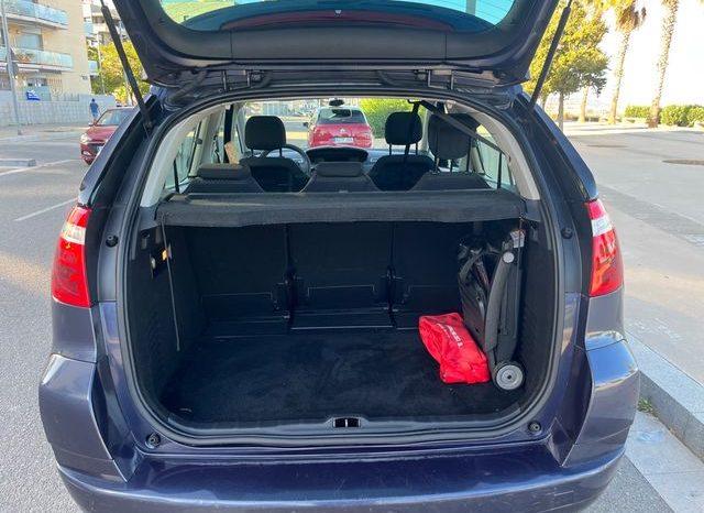 
								Citroen C4 Picasso 2009 lleno									