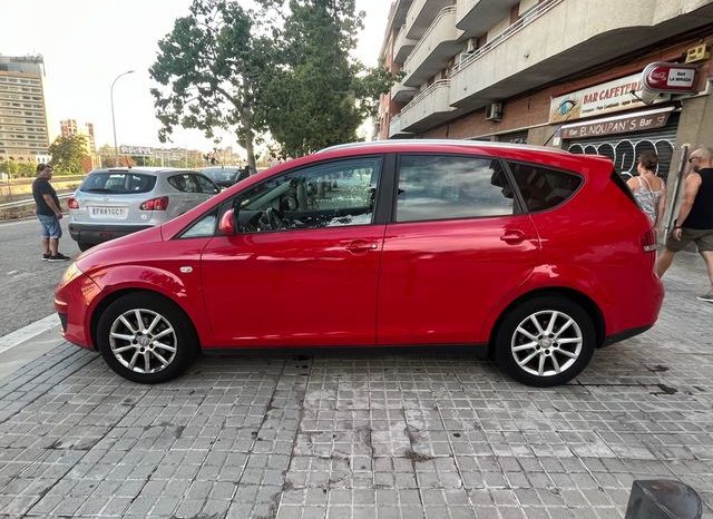 
								SEAT Altea XL 2010 lleno									