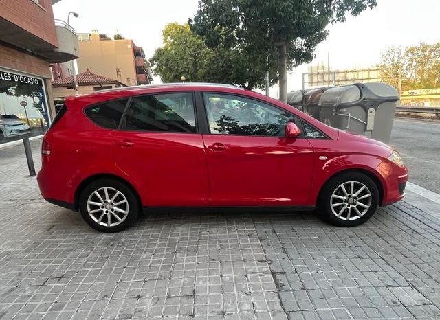 
								SEAT Altea XL 2010 lleno									