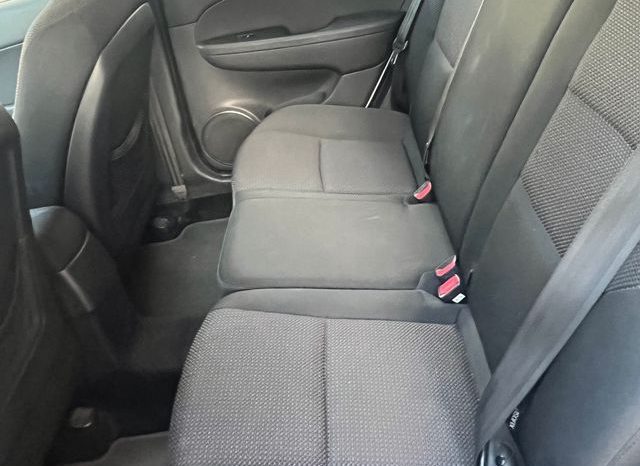 
								Hyundai i30 2011 lleno									