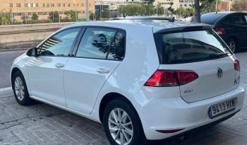 
									Volkswagen Golf 2014 lleno								