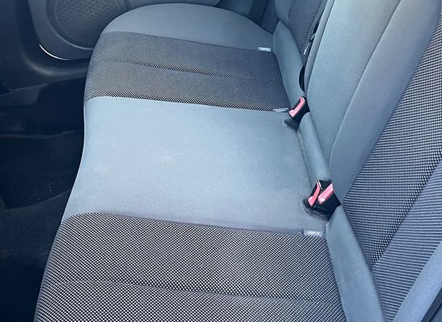 
								SEAT Leon 2007 lleno									
