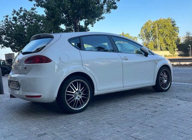 
								SEAT Leon 2007 lleno									