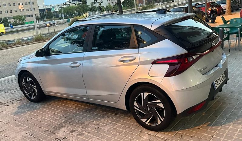 
								Hyundai i20 lleno									