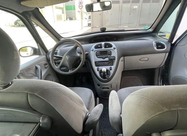 
								Citroen Xsara 2009 lleno									