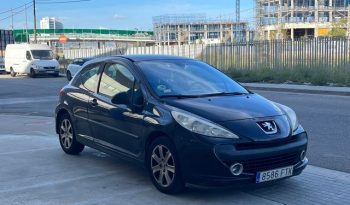 
									Peugeot 207 2007 lleno								
