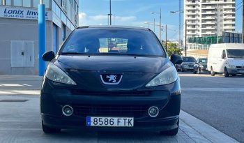 
									Peugeot 207 2007 lleno								