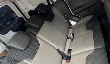 
									Ford Transit Courier 2019 lleno								