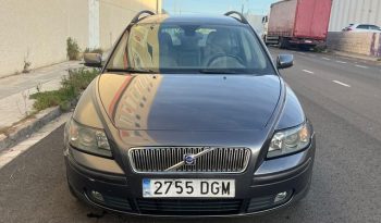 
									Volvo V50 2005 lleno								
