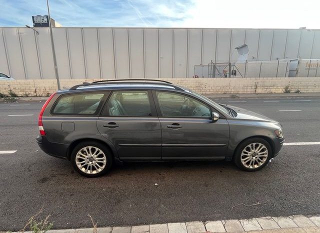 
								Volvo V50 2005 lleno									