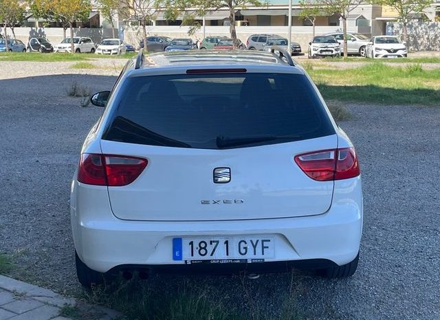 
								SEAT Exeo 2010 lleno									