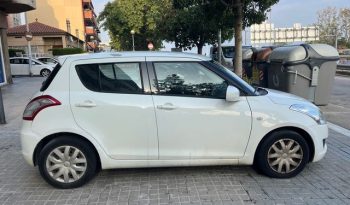 
									Suzuki Swift 2012 lleno								