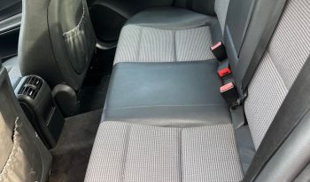 
									Mercedes-Benz Clase C 2005 lleno								