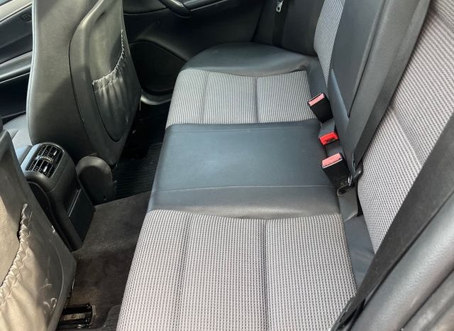 
								Mercedes-Benz Clase C 2005 lleno									