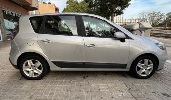 
									RENAULT SCENIC 2012 lleno								