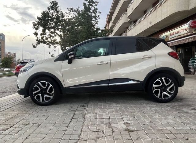 
								Renault Captur 2013 lleno									