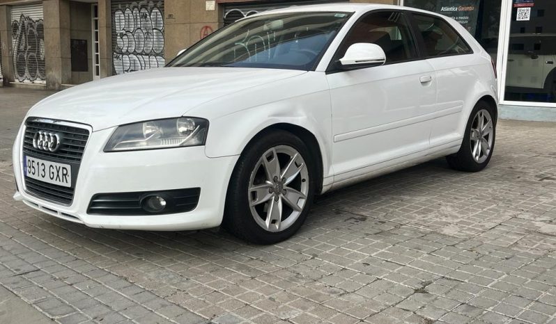 
								Audi A3 2010 lleno									