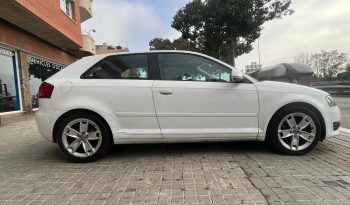 
									Audi A3 2010 lleno								