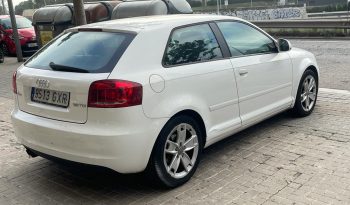 
									Audi A3 2010 lleno								