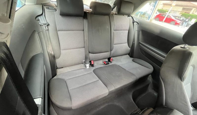 
								Audi A3 2010 lleno									