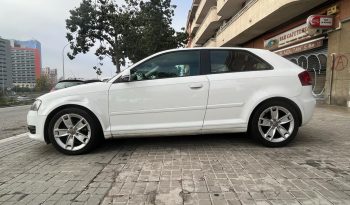 
									Audi A3 2010 lleno								