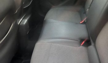 
									Opel Astra 2015 lleno								