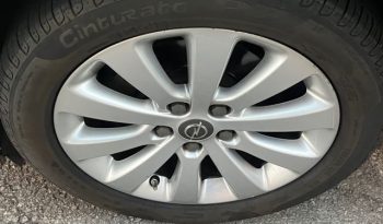 
									Opel Astra 2015 lleno								