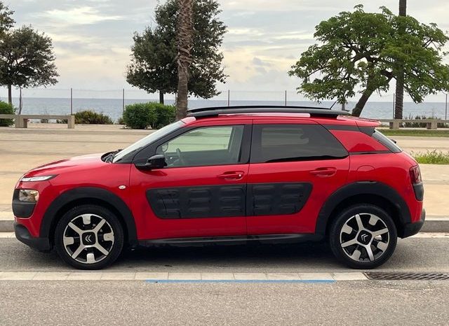 
								Citroën C4 2016 lleno									