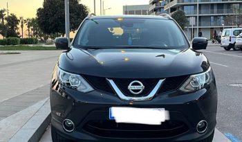 
									Nissan Qashqai 2015 lleno								