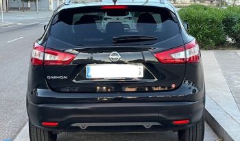 
									Nissan Qashqai 2015 lleno								