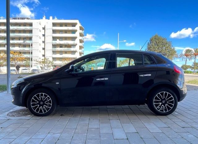 
								Fiat Bravo 2014 lleno									