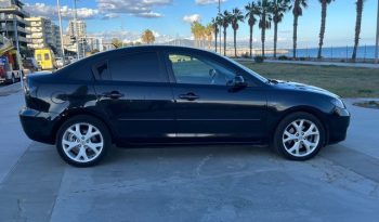 
									MAZDA 3 2008 lleno								