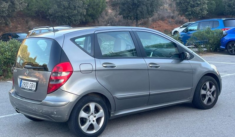 
								Mercedes Benz Clase A 2008 lleno									