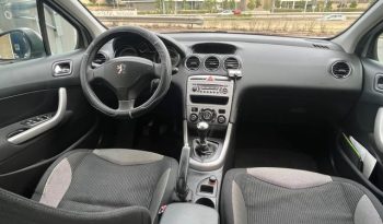 
									Peugeot 308 2008 lleno								