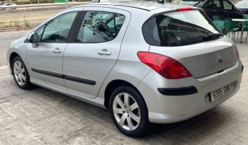 
									Peugeot 308 2008 lleno								