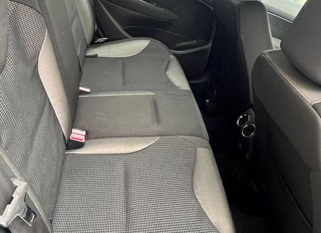 
								Peugeot 308 2008 lleno									