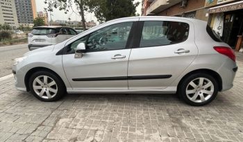 
									Peugeot 308 2008 lleno								