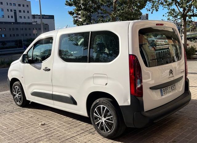 
								Citroen Berlingo 2019 lleno									