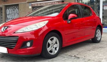 
									Peugeot 207 2010 lleno								