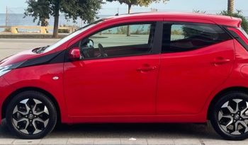 
									Toyota Aygo 2019 lleno								