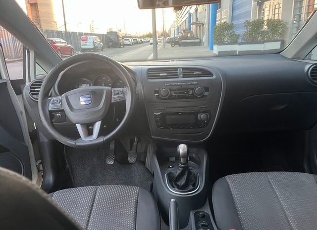
								Seat Leon 2010 lleno									