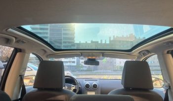 
									Nissan Qashqai 2010 lleno								