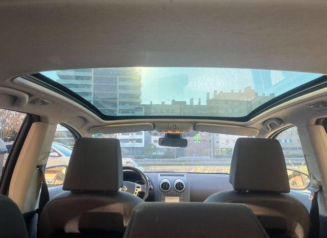 
								Nissan Qashqai 2010 lleno									