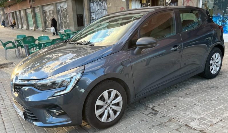 
								Renault Clio 2022 lleno									