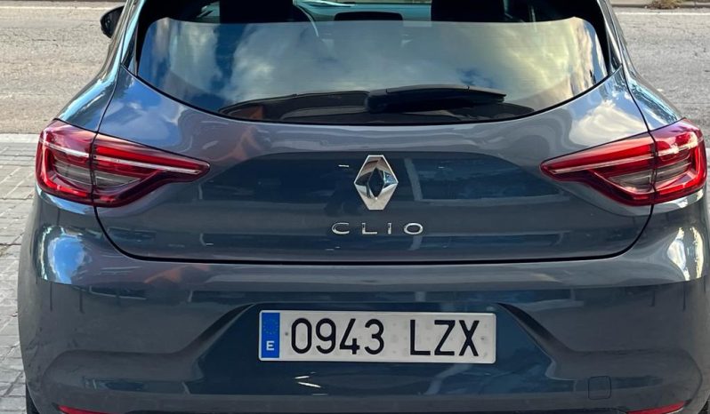 
								Renault Clio 2022 lleno									