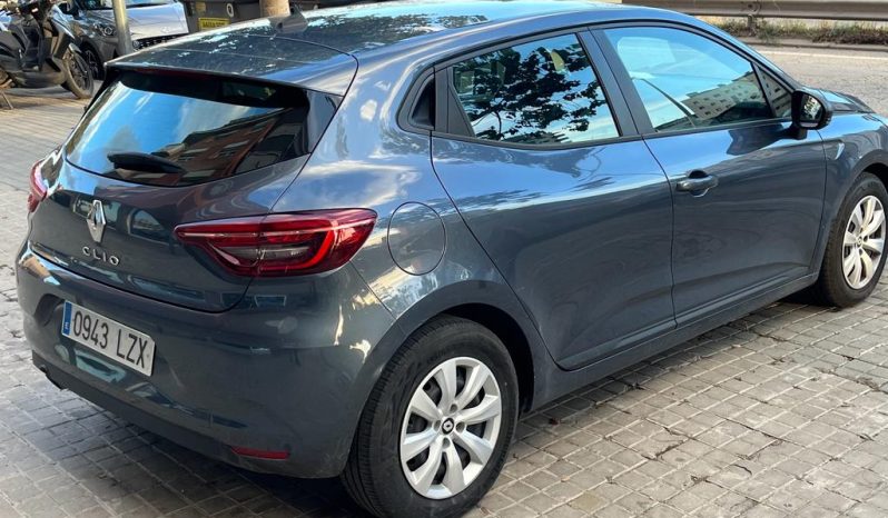 
								Renault Clio 2022 lleno									